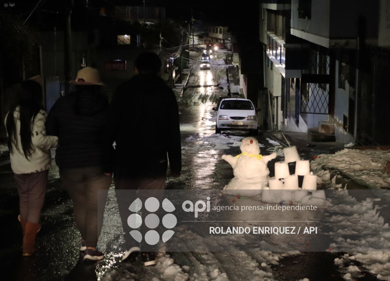 GRANIZO EN LA  LOMA DE PUENGASI