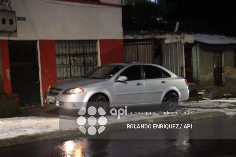 GRANIZO EN LA  LOMA DE PUENGASI