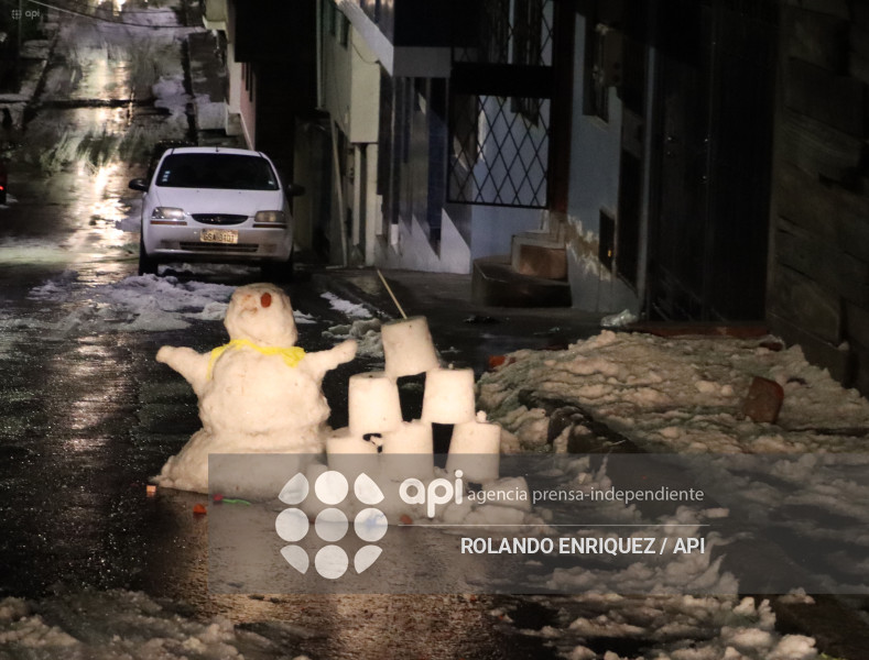 GRANIZO EN LA  LOMA DE PUENGASI