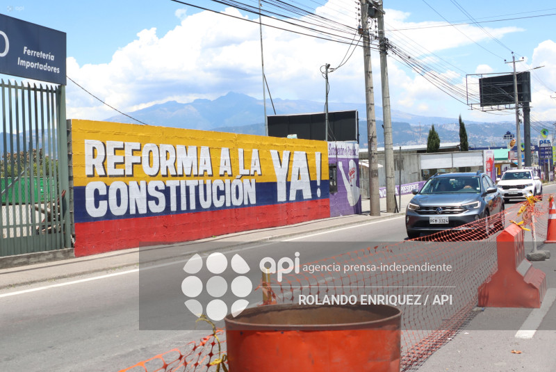 ROTULOS TUMBACO REFORMA CONSTITUCION