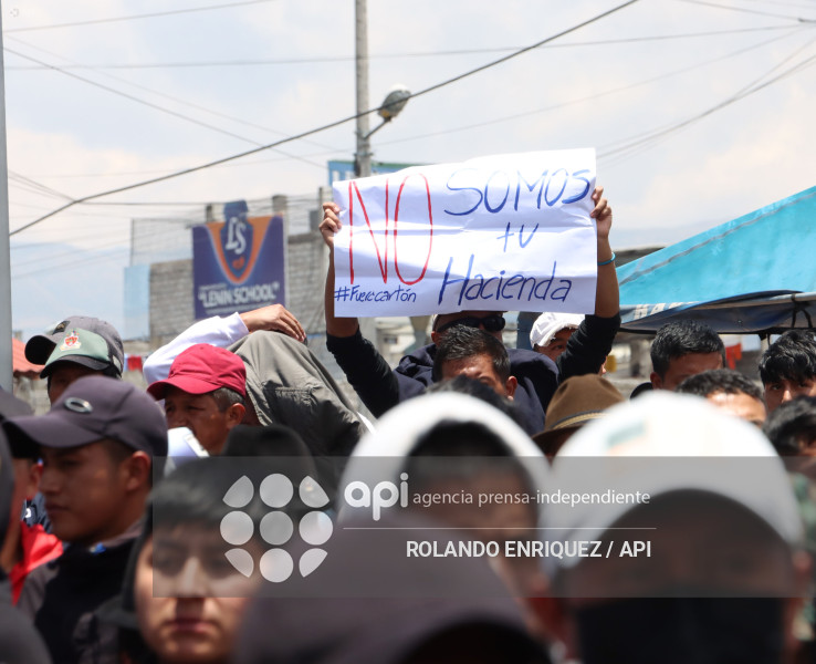 MARCHA CONAIE LATACUNGA