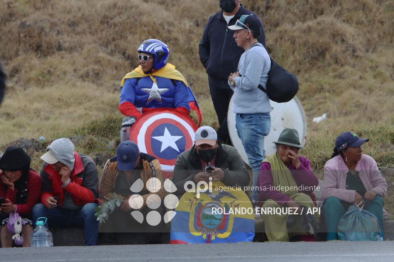 INDIGENAS PANAMERICANA LATACUNGA