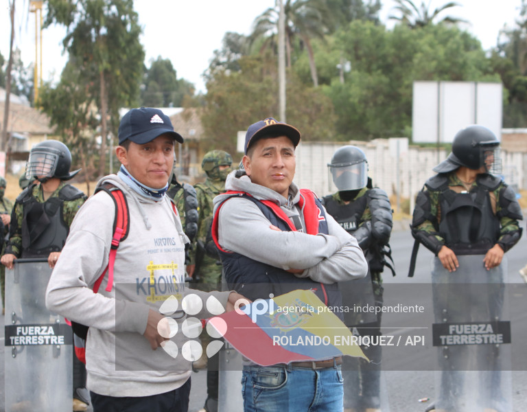 INDIGENAS PANAMERICANA LATACUNGA