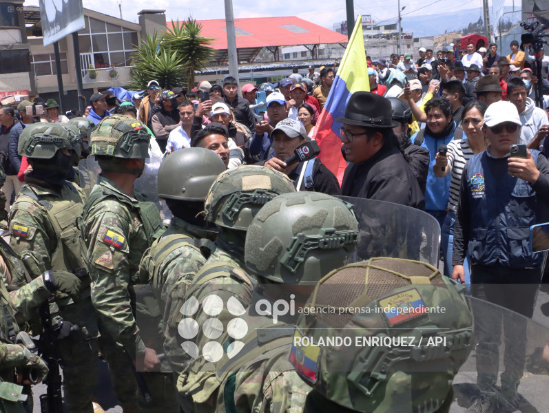 MARCHA CONAIE LATACUNGA
