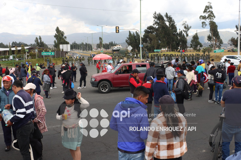INDIGENAS PANAMERICANA LATACUNGA