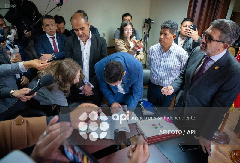 CUENCA-INFORME-QIMSAKOCHA-AUTORIDADES