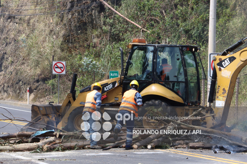 CIERRE VIAL TABACUNDO  EL CAJAS