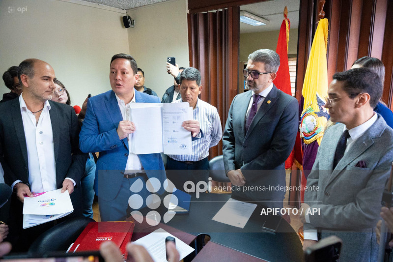 CUENCA-INFORME-QIMSAKOCHA-AUTORIDADES