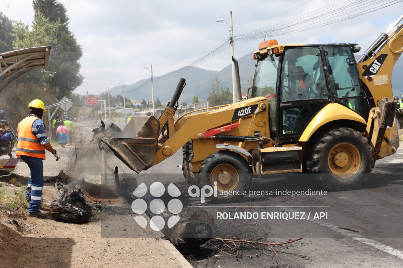 CIERRE VIAL TABACUNDO  EL CAJAS