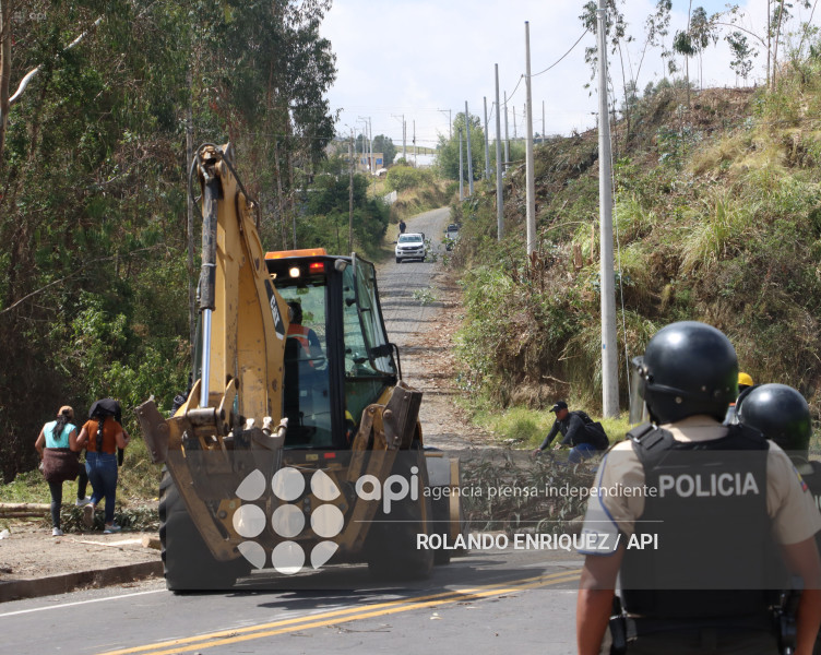 CIERRE VIAL TABACUNDO  EL CAJAS