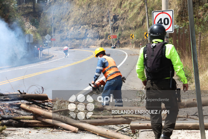 CIERRE VIAL TABACUNDO  EL CAJAS