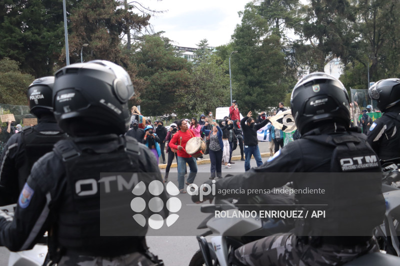 ESTUDIANTES DE LA CENTRAL PROTESTAN FISCALIA DE FLAGRANCIA
