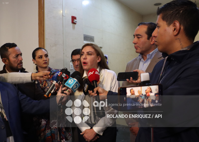 COMISION DE ETICA RECOMIENDA DESTITUCION DE NURIA BUTIÑA