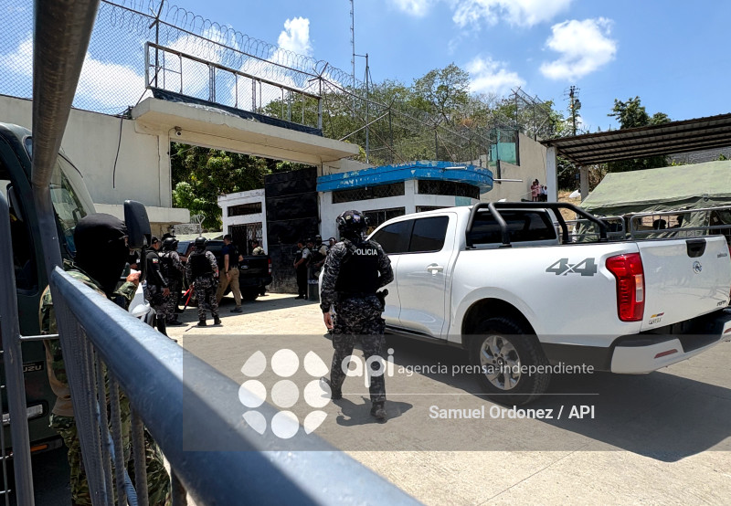 ESM-CARCEL ESMERALDAS