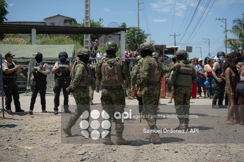 ESM-CARCEL ESMERALDAS