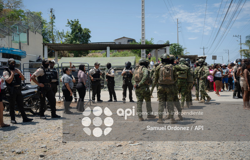 ESM-CARCEL ESMERALDAS