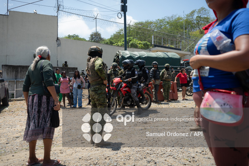 ESM-CARCEL ESMERALDAS