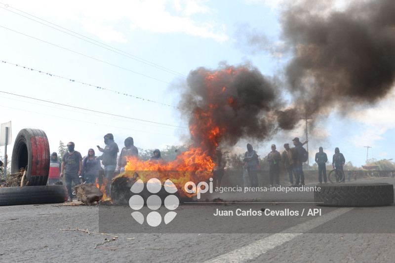 MARCHA-MOVILIZACION-PARO NACIONAL-IBARRA-KARANKI