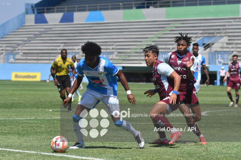 FBL-LIGA ECUABET-MANTA-MACARA