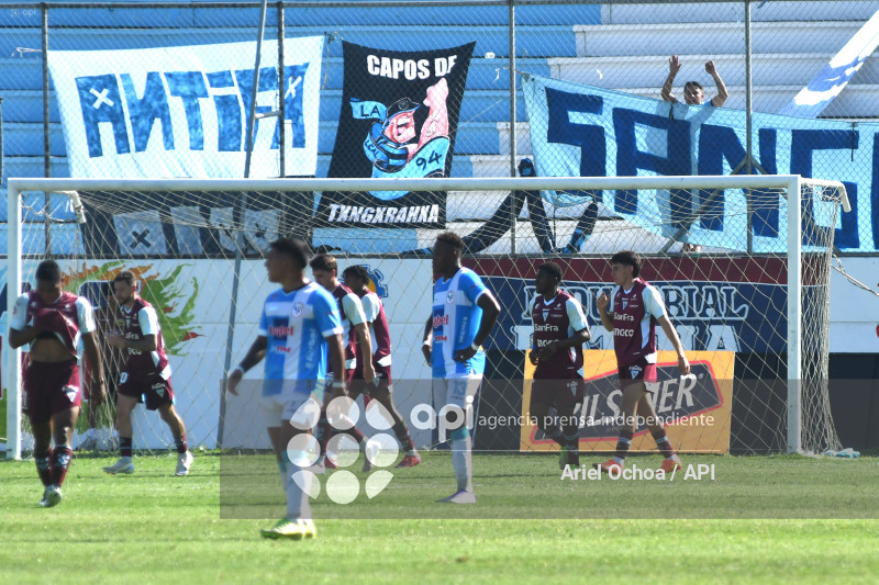FBL-LIGA ECUABET-MANTA-MACARA