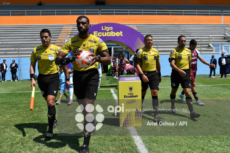 FBL-LIGA ECUABET-MANTA-MACARA