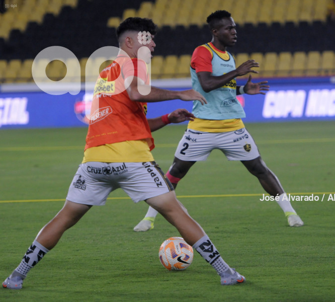 FBL-LIGAECUABET-BARCELONA-AUCAS