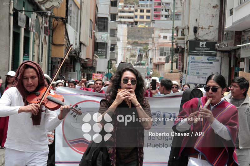 MARCHA PACIFICA INDIGENA EN AMBATO