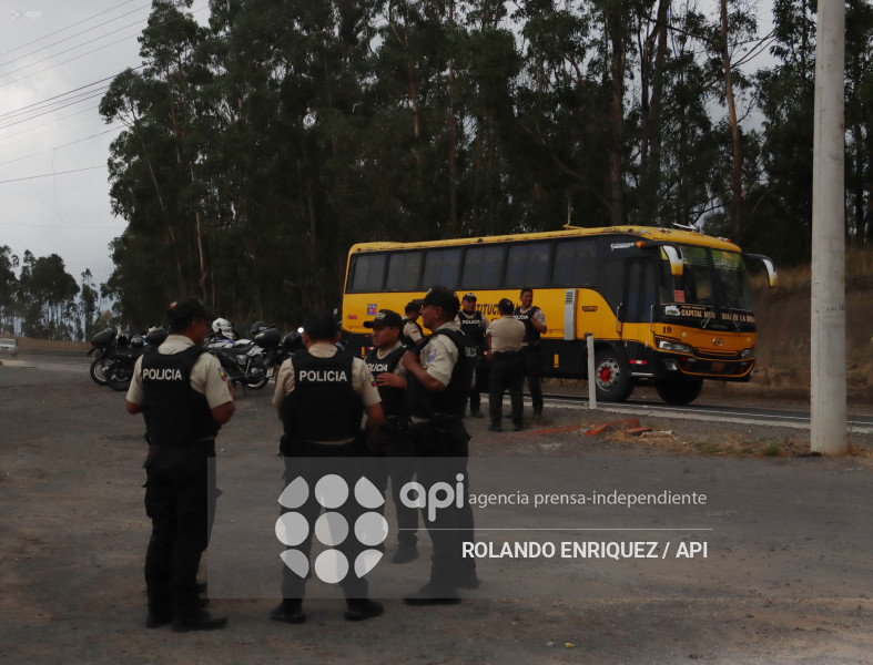 PARO DIFICULTA LA MOVILIDAD EN TABACUNDO