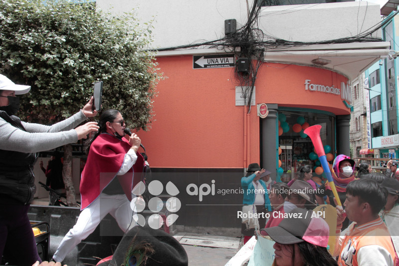 MARCHA PACIFICA INDIGENA EN AMBATO