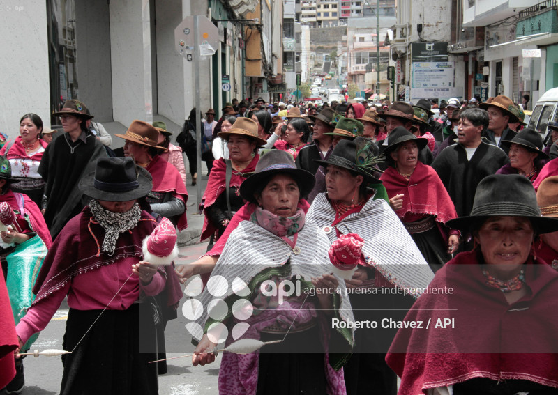 MARCHA PACIFICA INDIGENA EN AMBATO