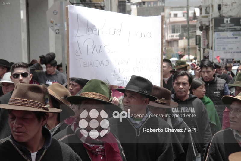 MARCHA PACIFICA INDIGENA EN AMBATO