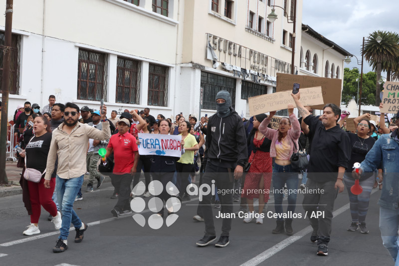 MARCHA-IBARRA-DANIEL NOBOA-PARO NACIONAL-MANIFESTACIONES
