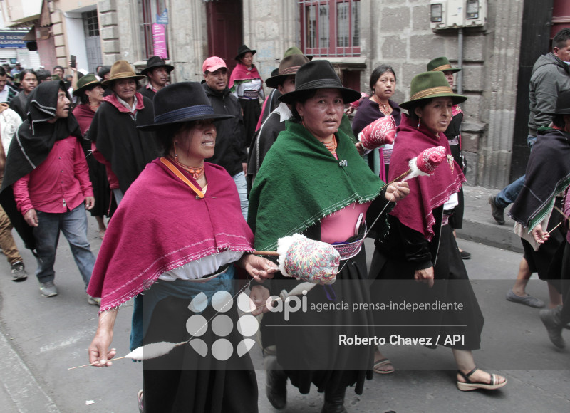 MARCHA PACIFICA INDIGENA EN AMBATO