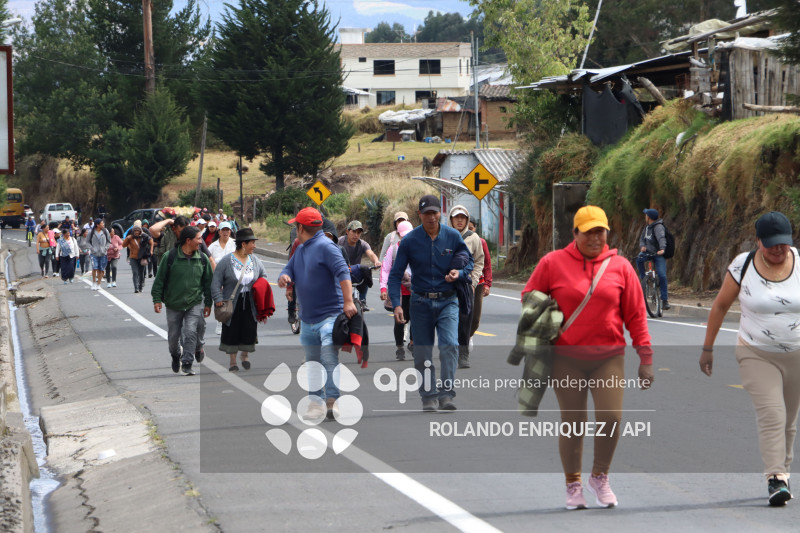 PARO DIFICULTA LA MOVILIDAD EN TABACUNDO