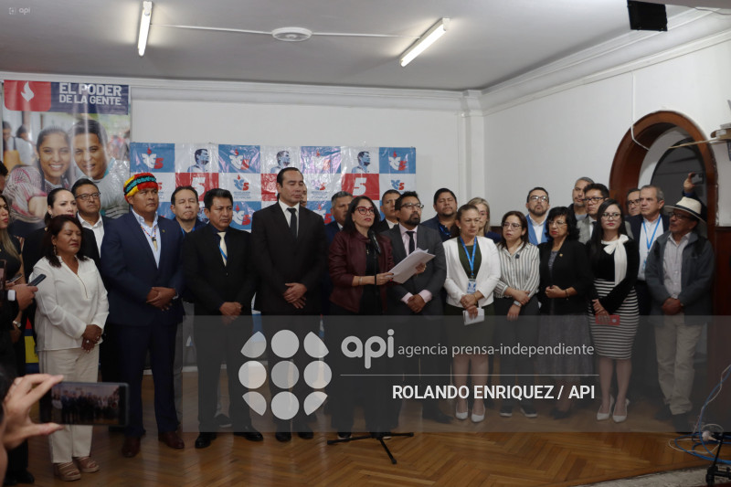 LUISA GONZALAEZ Y RC