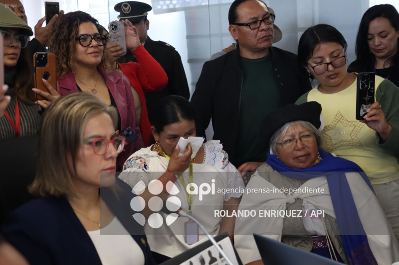 FAMILIARES DETENIDOS PARO COMISION GARANTIAS CONSTITUCIONAL