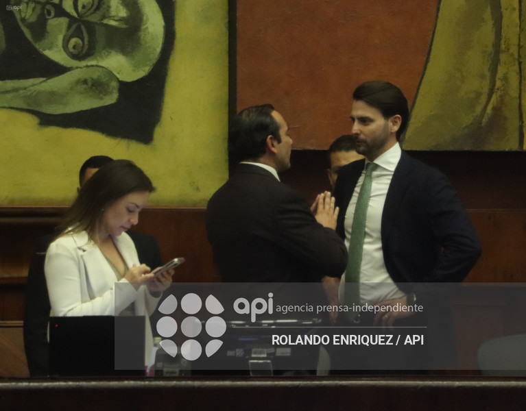 ASAMBLEA SUELDOS VITALICIOS