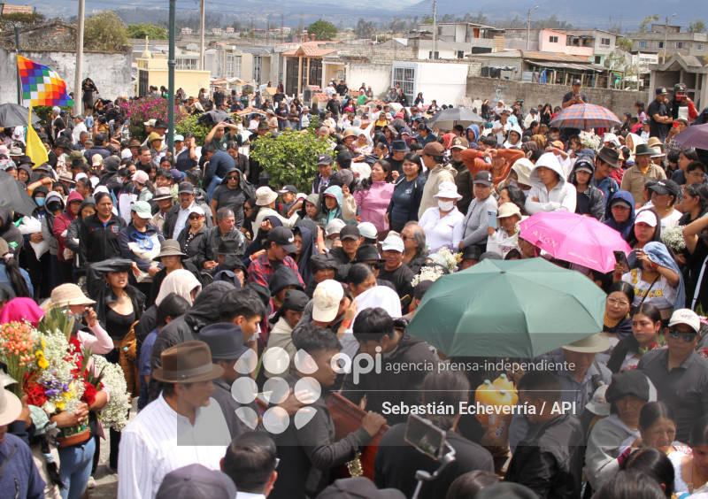 LUIS EFRAIN FUÉREZ BONILLA-COTACACHI-QUIROGA-FUNERAL-PARO NACIONAL-MANIFESTACIONES