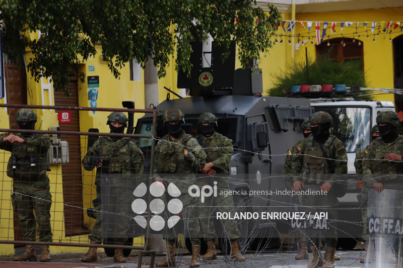 PLANTON MINISTERIO DE DEFENSA