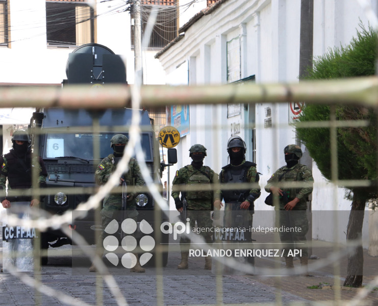 PLANTON MINISTERIO DE DEFENSA