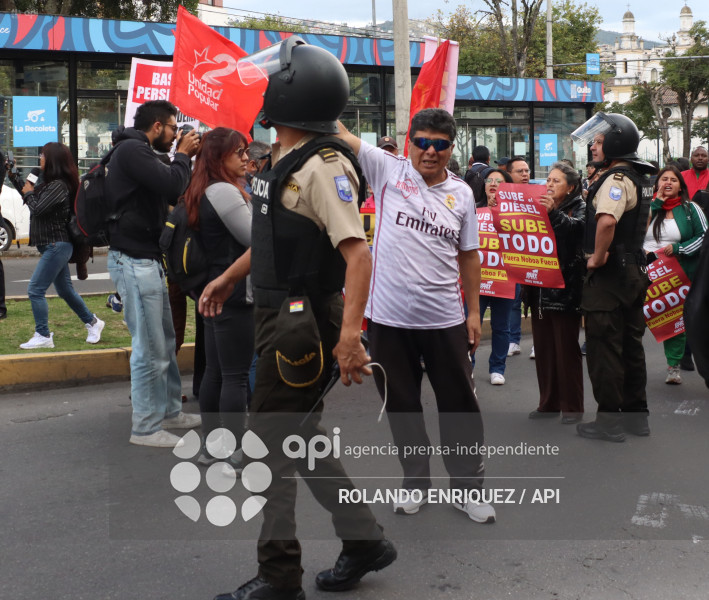 PLANTON MINISTERIO DE DEFENSA