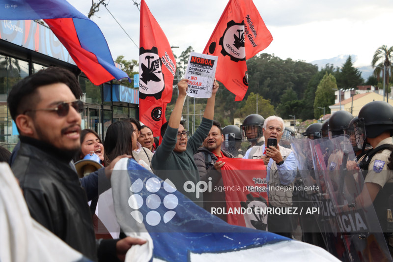 PLANTON MINISTERIO DE DEFENSA