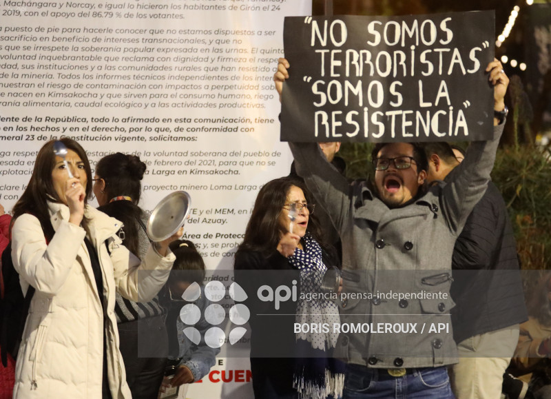 CUENCA-PROTESTA DE CACEROLAS-GOBIERNO