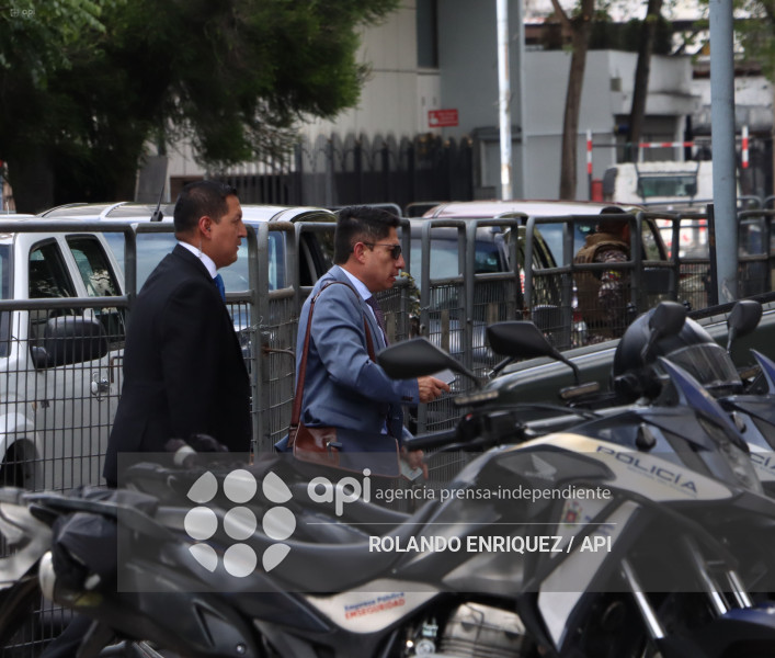 MAURICIO MAYORGA EN FISCALIA GENERAL