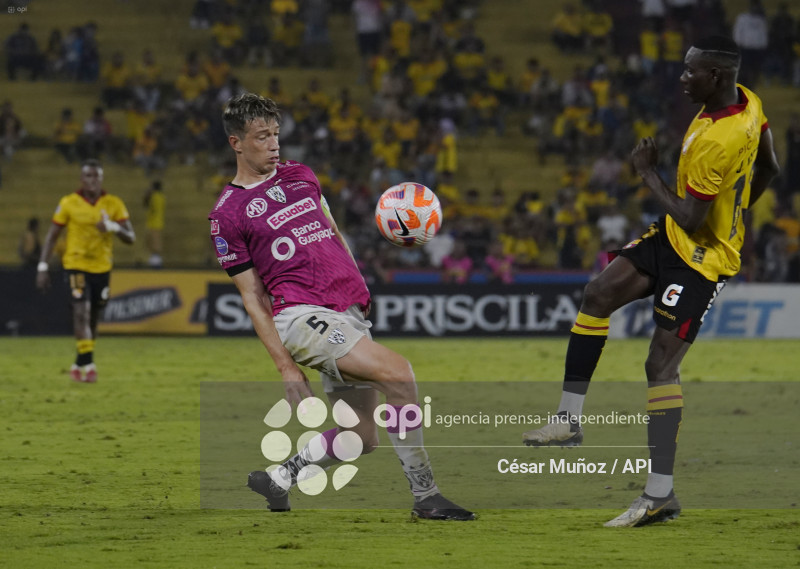 FBL-LIGAECUABET-BARCELONA-IDV