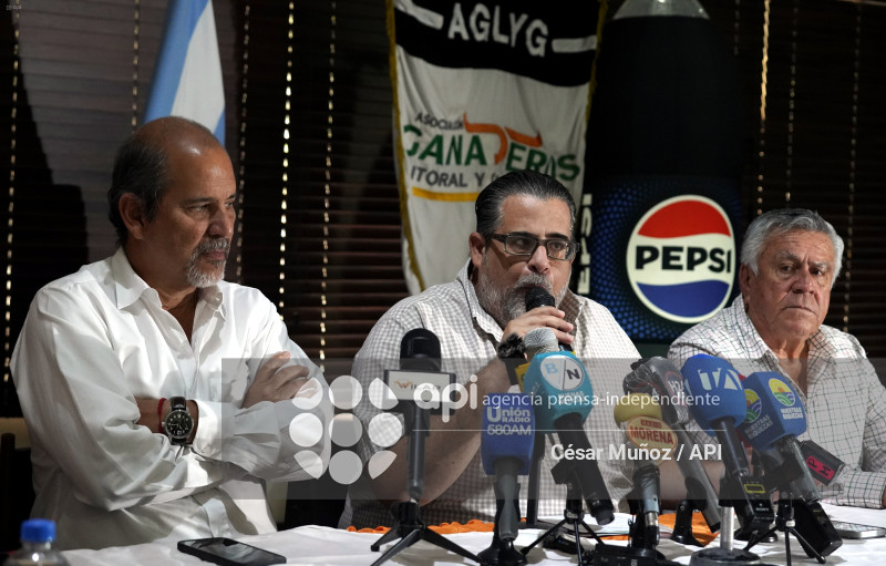 GYE-ANUNCIO FERIA GANADERA