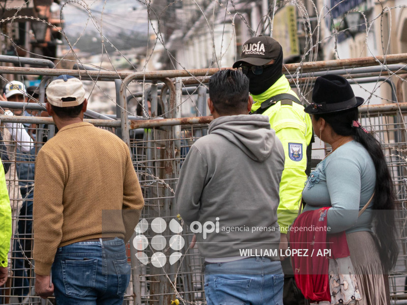 SEGURIDAD GOBERNACION COTOPAXI