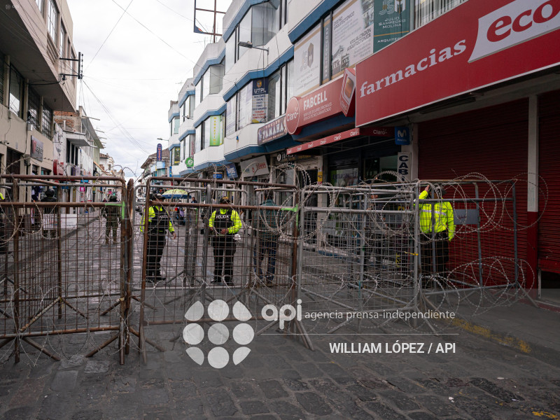 SEGURIDAD GOBERNACION COTOPAXI