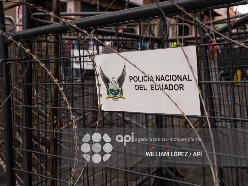 SEGURIDAD GOBERNACION COTOPAXI