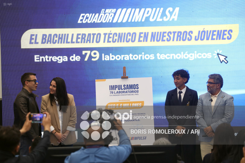 CUENCA-PRESIDENTE DANIEL NOBOA